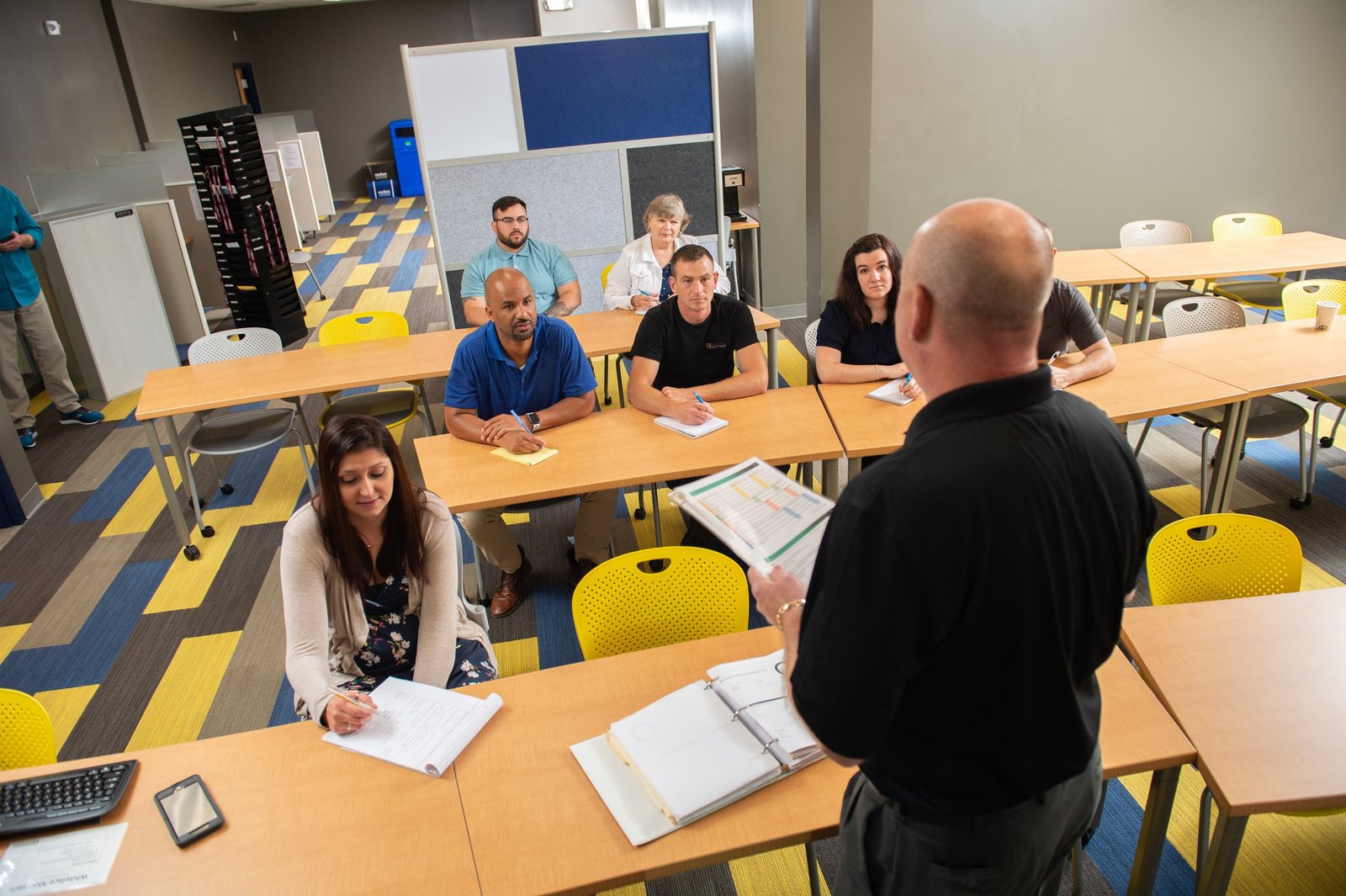 Training & Advisory